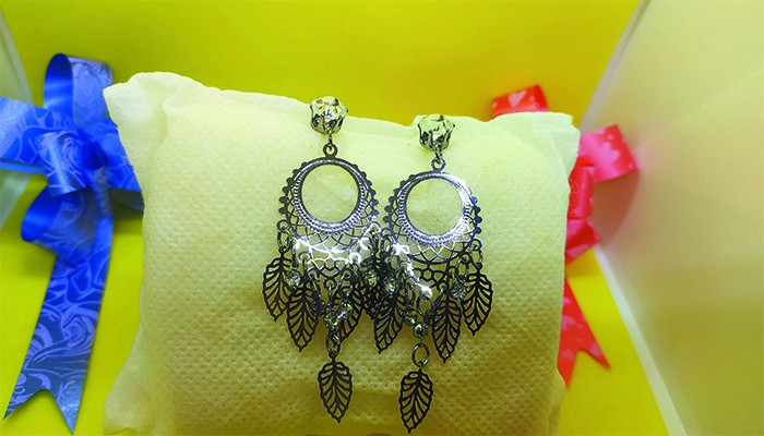 মেটাল বেস ইয়ার রিং.