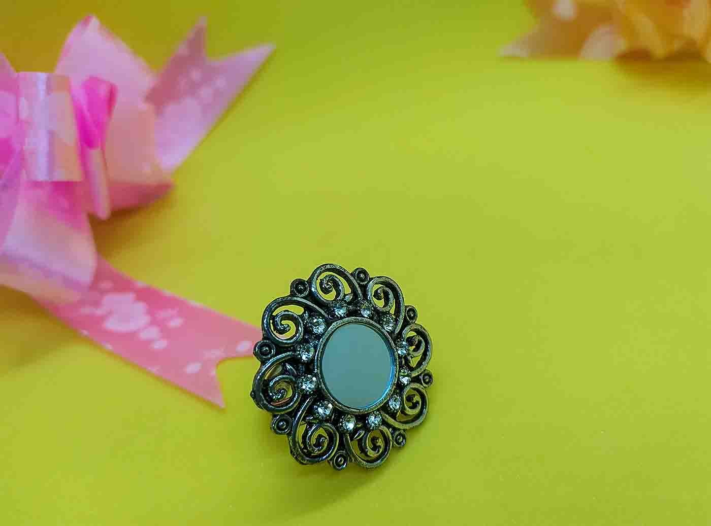 ক্ল্যাসিক বিগ ফিঙ্গার রিং